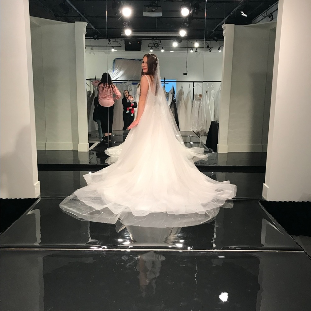 NWT Michelle Roth New York wedding dress.